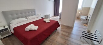 Comfortable accommodation in the center of Terrasini