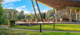 Luxurious Nature Escape