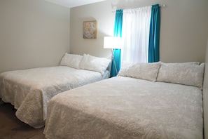 3 dormitorios, tabla de planchar con plancha, wifi y ropa de cama