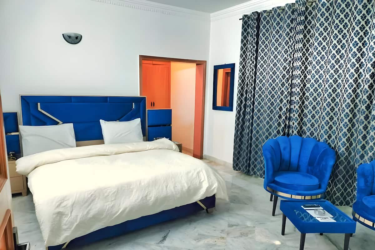 Deluxe Double Room, City View | Soundproofing, free WiFi