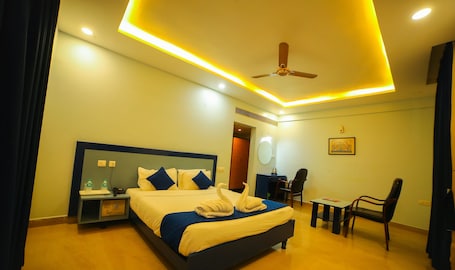 Free WiFi. hotel bhaskara