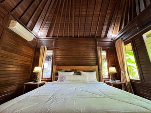 Basic Double Room, Pool View - Raira Villas Lembongan  (Lembongan Island)