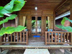 Basic Double Room, Pool View | Terrace/patio - Raira Villas Lembongan  (Lembongan Island)