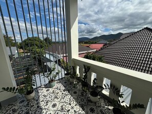 Forget me nots Mountain View | Svalir