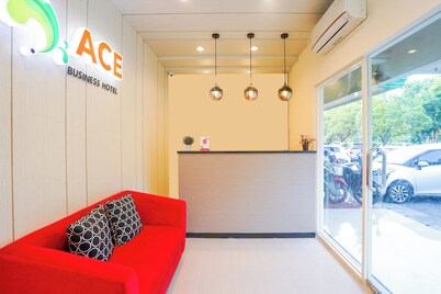 Hotel O Rungkut Near Its Surabaya Formerly Ace Business Hotel