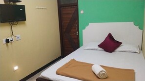 Chambre triple classique | Accès au Wi-Fi (inclus), literie fournie