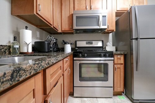 Private 2B1B Home in Downtown San Jose