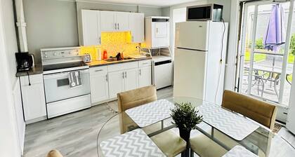 Central 4BR Retreat with 6 Beds