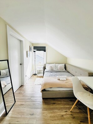 4 Schlafzimmer, Bügeleisen/Bügelbrett, WLAN, Bettwäsche