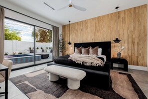 5 bedrooms, desk, iron/ironing board, travel cot - The Carlisle Old Town |4 Showers|Heated Pool + Spa (Scottsdale)