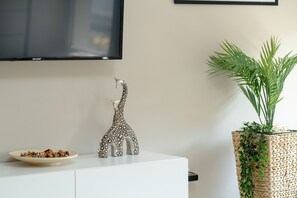 Apartment, 2 Bedrooms, Kitchen | Living room - Apartment Close to Old Town by Renters (Poznan)