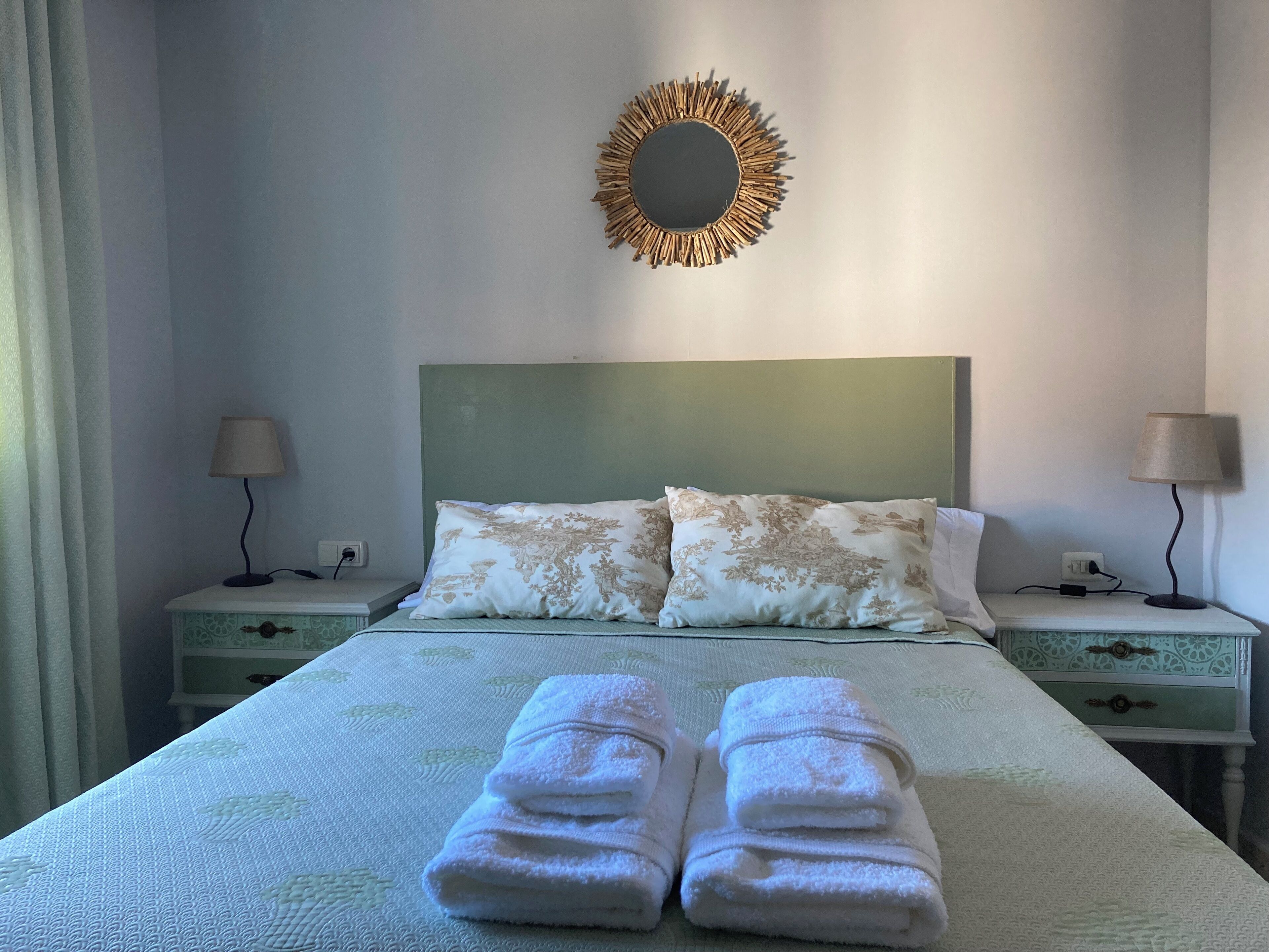 3 Schlafzimmer, Bügeleisen/Bügelbrett, Bettwäsche