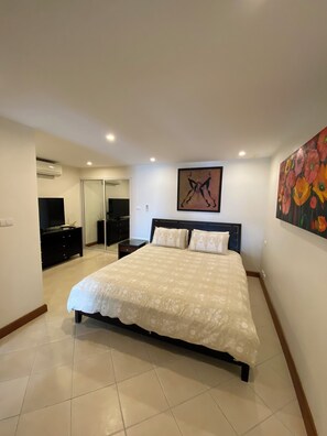 1 chambre, fer et planche à repasser, Wi-Fi, literie fournie