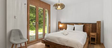 واي فاي مجانًا وملاءات أسرّة