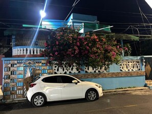 Property grounds - Eliana Rose (Santo Domingo Este)