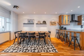 Penthouse Panoramique | Restauration dans la chambre