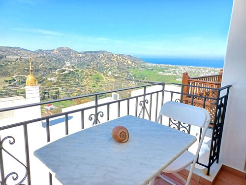 Skyros BnB Little Horse in Skyros Town