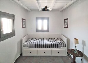 3 bedrooms - Skyros BnB Anna House in Brooke (Skiros)