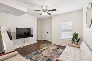 Smart TV, offices