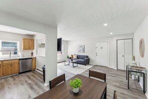 Interior - Pine Brook 111i I State of the art 1.5 Bd Apt (Newark)