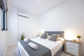 Iron/ironing board, free WiFi