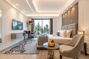 Presidential Suite | Minibar, in-room safe, individually furnished, desk - Mastiff Select Mandavya Dharamkot (Dharamshala)