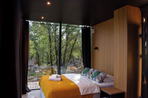 Oblun Eco Resort - Mirror Cabin