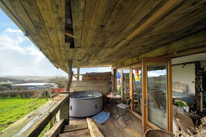 Utendørs boblebad