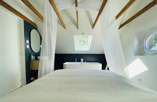 1 habitación, tabla de planchar con plancha, wifi y ropa de cama 