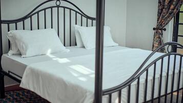 5 quartos, Wi-Fi, roupa de cama