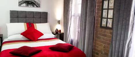 1 bedroom, iron/ironing board, free WiFi, bed sheets