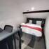 1 Bed Flat - Sleeps 2 - Parking - Balcony - Wifi