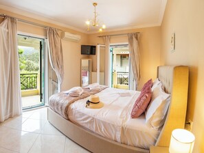 3 bedrooms, iron/ironing board, WiFi, bed sheets - 3 Bedroom Apartment in Rachi, Nydri (Nydri)