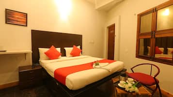 Deluxe Double Room | Blackout curtains, iron/ironing board, free WiFi