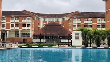 Utomhuspool