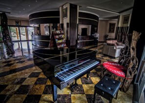 Lobby lounge - Green Luxury Resort  (Abeokuta)