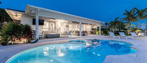 Outdoor pool, a heated pool