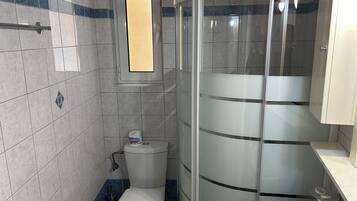 Leilighet – comfort, byutsikt | Bad | Tøfler