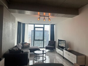 Living area - Şişli's Luxury Residence,Sinpaş Queen,45 th Floor, Panoramic İstanbul City View  (İstanbul)