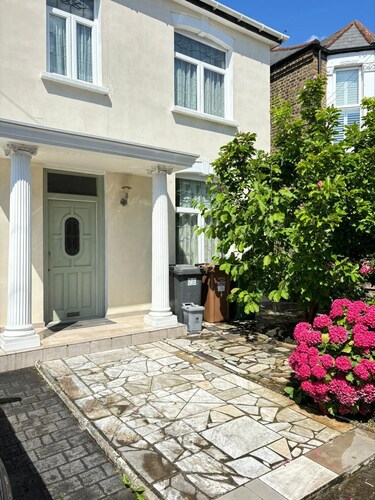 Beautiful 4 Bedroom House