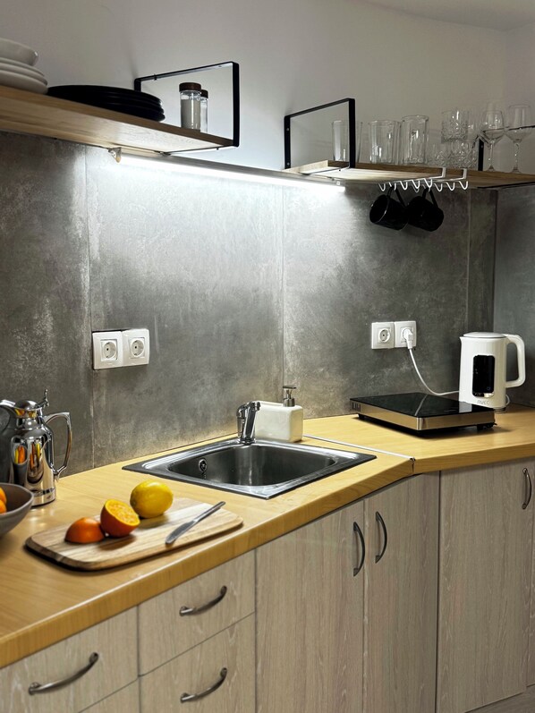 Microwave, stovetop - Athens Heartbeat Stay Lykavittos View & Acropolis Glimpse (Athens)