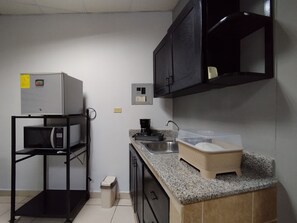 Private kitchen - Apartamento Céntrico y Espacioso en David: Confort y Conveniencia (David)