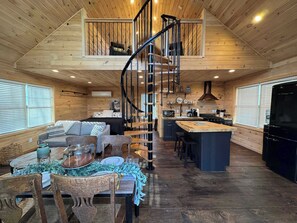 Interior - Treehouse Duo Lakefront  2 Private Hot Tubs (Belgrade)