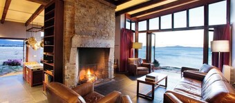 Thalia Haven: remote, wild, off the grid