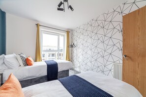 Apartment | 2 Schlafzimmer, Bügeleisen/Bügelbrett, kostenloses WLAN, Bettwäsche