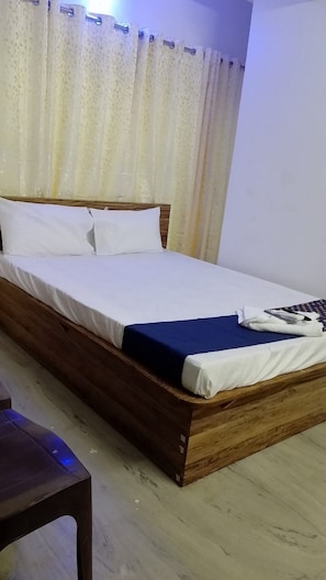 Deluxe tweepersoonskamer | Gratis wifi, beddengoed