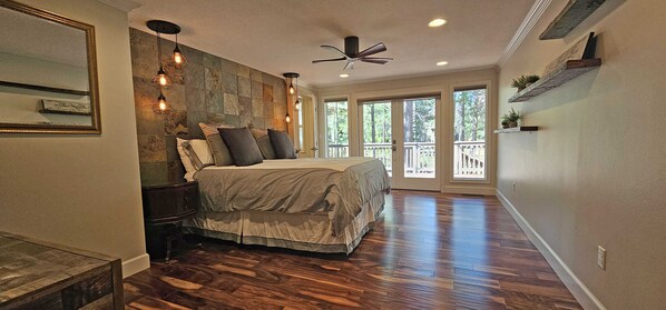 4 bedrooms, internet, bed sheets