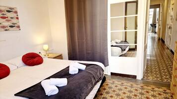 5 dormitorios, tabla de planchar con plancha, wifi y ropa de cama