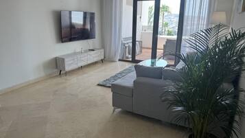 Departamento | Área de sala de estar | Televisión