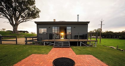 The Old Farm Cottage, Mount Torrens